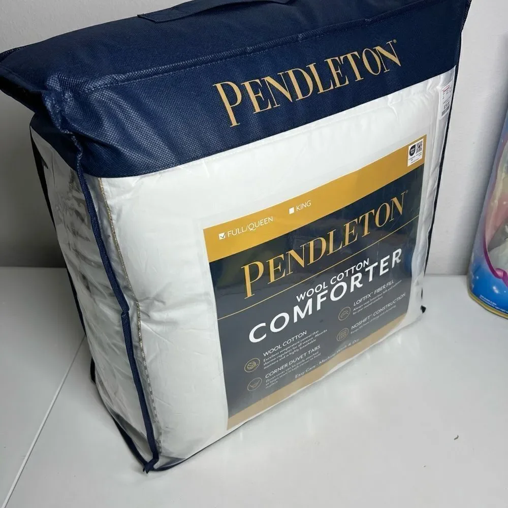 Pendleton Wool Cotton Queen Comforter  White Rare NWT